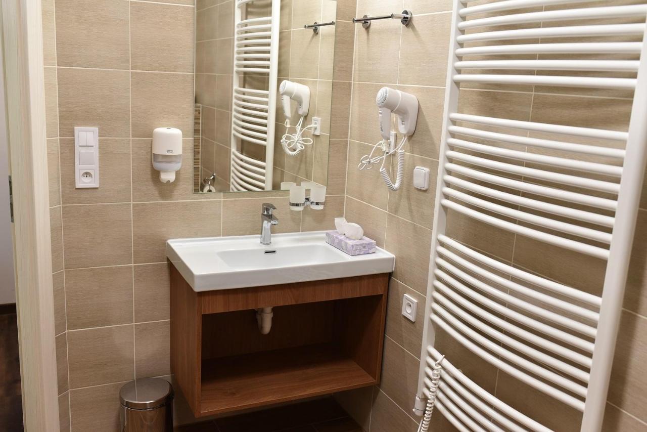 Wellness Hotel Bozenov Забржег Экстерьер фото