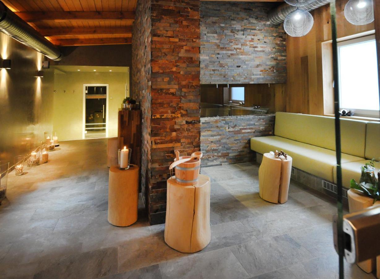 Wellness Hotel Bozenov Забржег Экстерьер фото